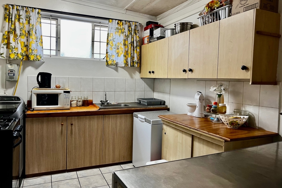 7 Bedroom Property for Sale in George Central Western Cape